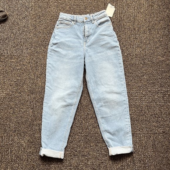 H&M Loose Mom Jean, US 4 - Picture 1 of 4